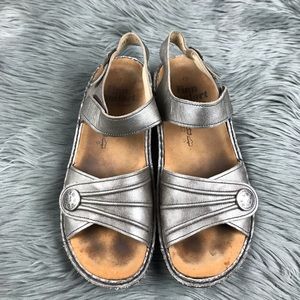 finn comfort sausalito